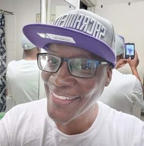 Meet your Posher, Robert